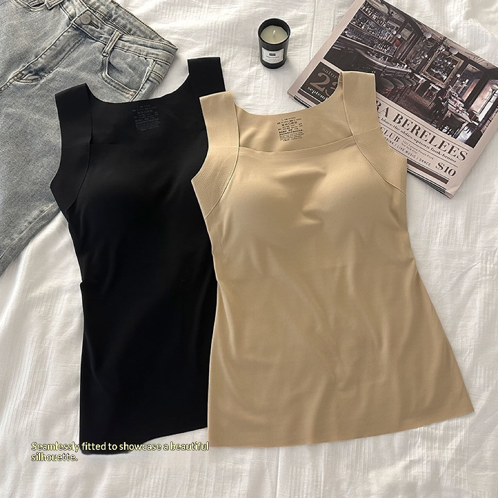 Le débardeur français qui remplace soutien-gorge, camisole et gaine en une seule pièce. (CJ)